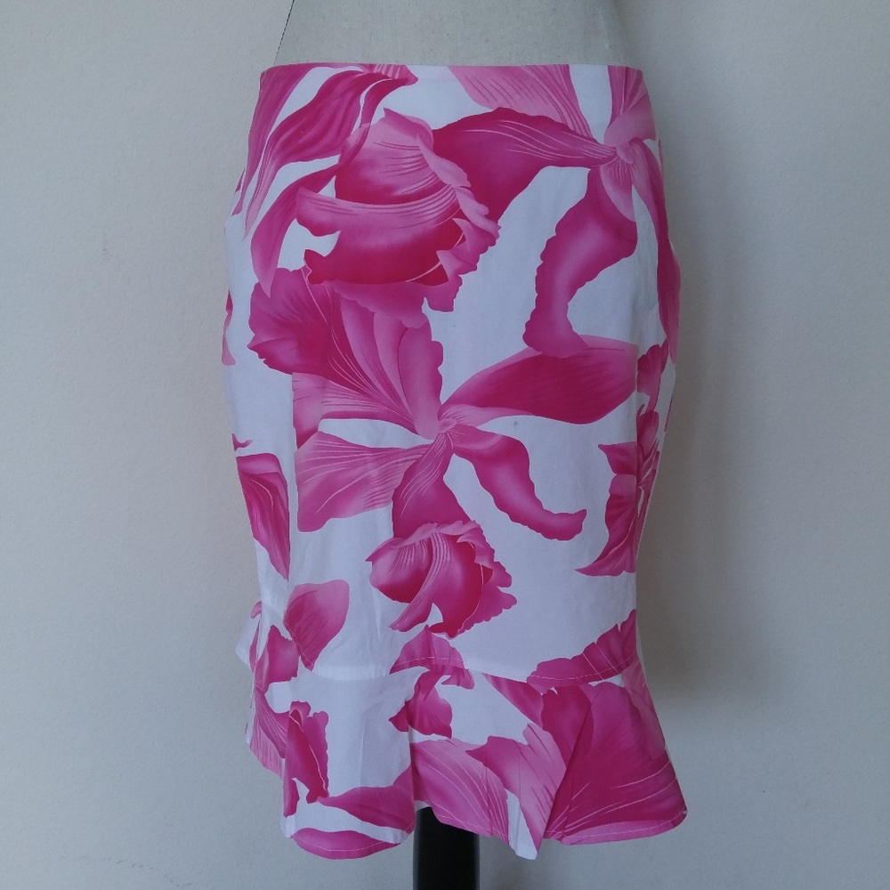 Austin Clothing Company Pink/White Floral Skirt
